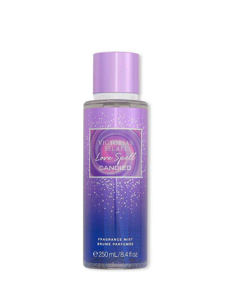 بادی میست Love spell Candied ویکتوریا سکرت ۲۵۰ میلیلیتر، نمای بطری اسپری روی زمینهی ساده