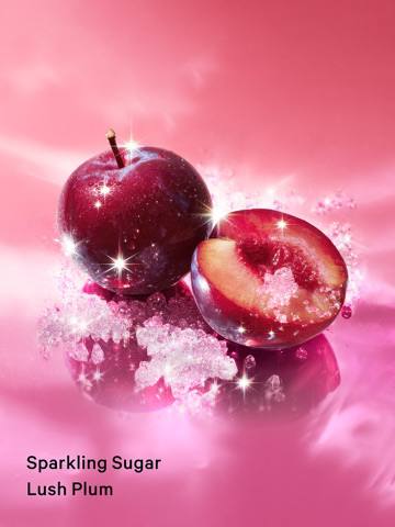 بافت درخشان لوسیون بدن Pure Seduction Joy ویکتوریا سکرت روی دست